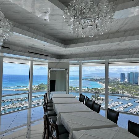 Waikiki Beach Experience! Luxury Oceanview Suite! 호놀룰루 외부 사진