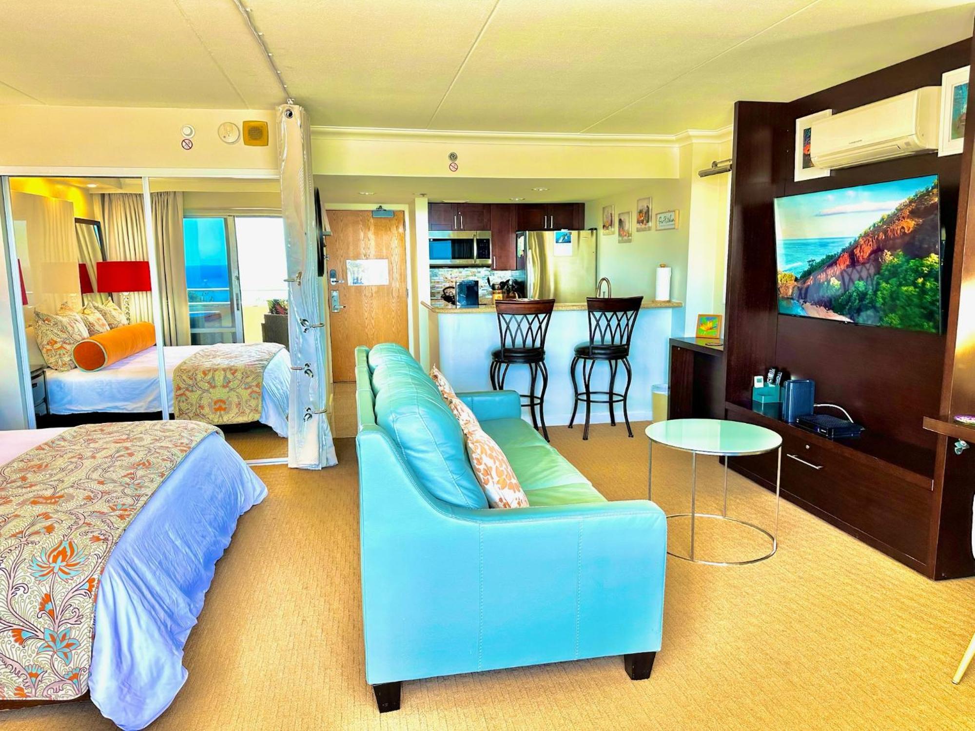 Waikiki Beach Experience! Luxury Oceanview Suite! 호놀룰루 외부 사진