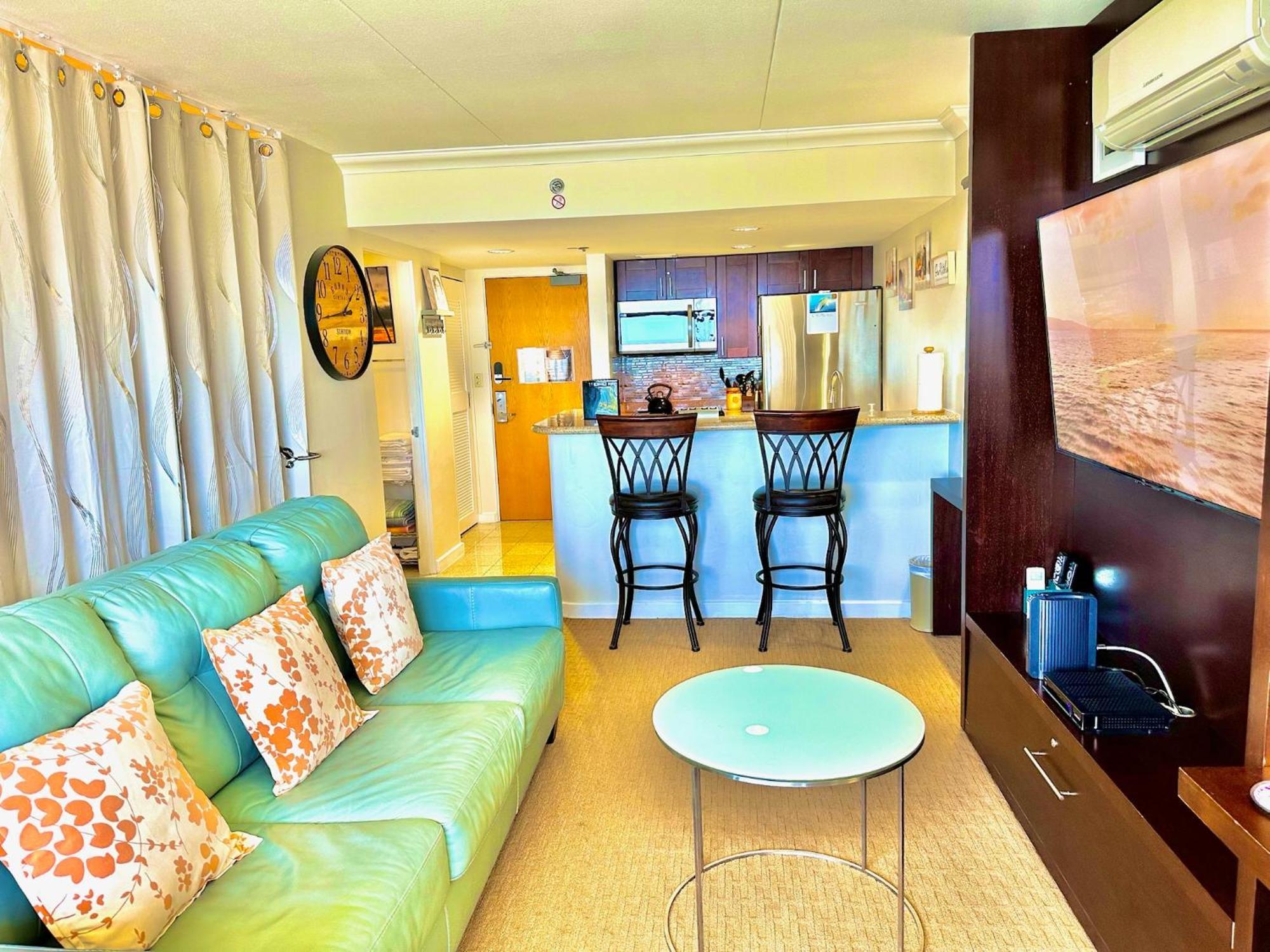 Waikiki Beach Experience! Luxury Oceanview Suite! 호놀룰루 외부 사진