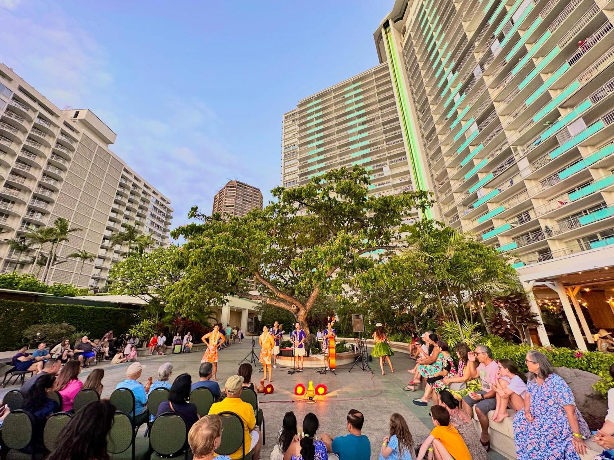 Waikiki Beach Experience! Luxury Oceanview Suite! 호놀룰루 외부 사진