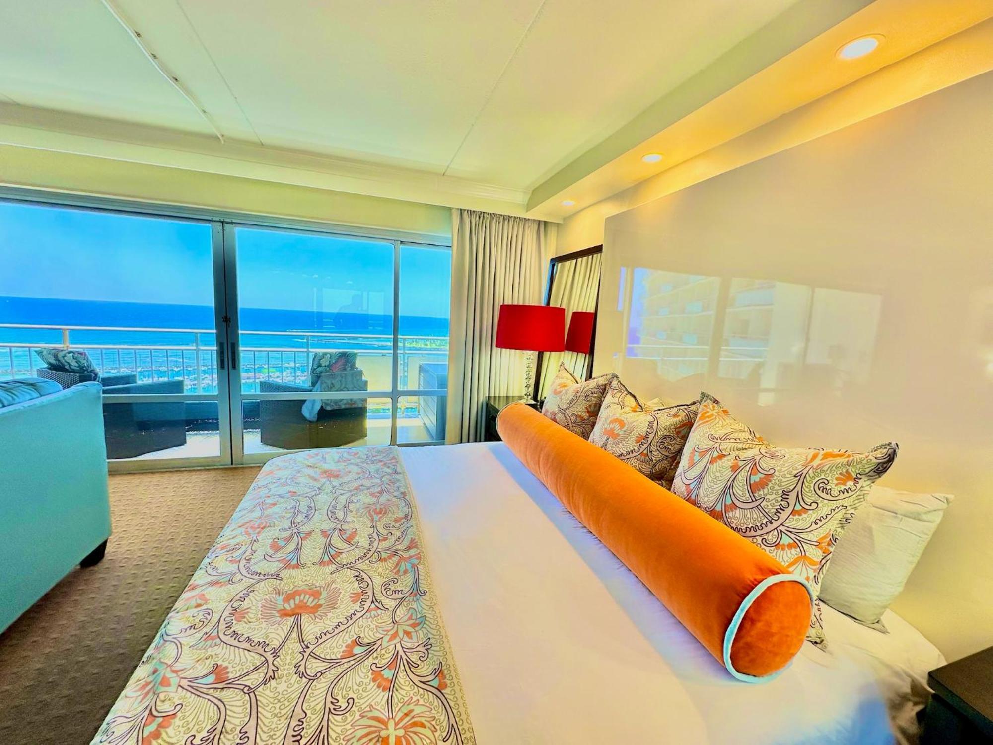 Waikiki Beach Experience! Luxury Oceanview Suite! 호놀룰루 외부 사진